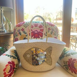 Elegant Fish Design Tote Bag